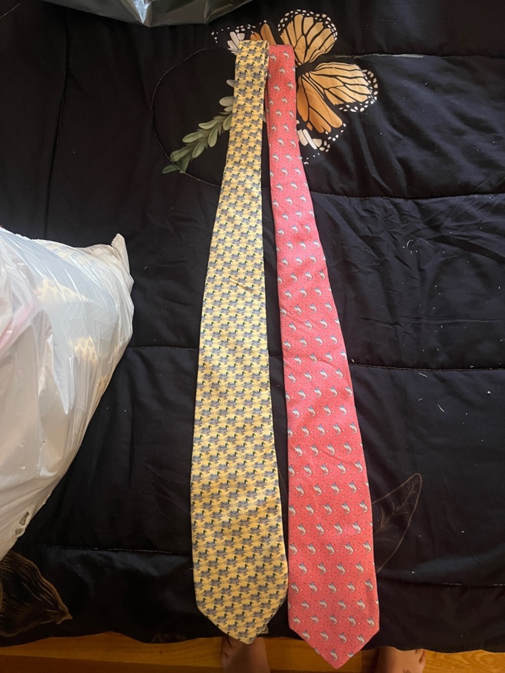 Vineyard Vines Men's Silk Ties in Yellow and Coral